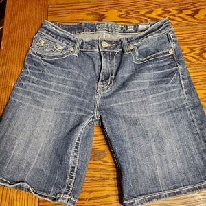 Miss Me boyfriend Bermuda shorts sz 28